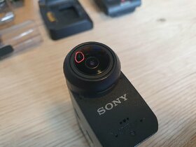 Sony HDR-AS50 akční kamera + RM-LVR3 + AKA-FGP1 + MPK-UWH1 - 2