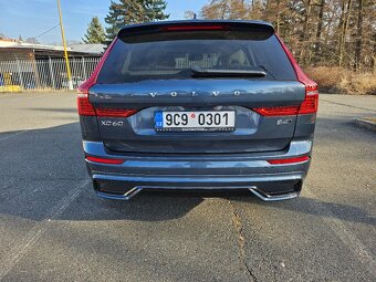 VOLVO XC 60 2.0 D 4x4 - 2