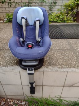 Autosedačka Maxi-cosi family fix - 2