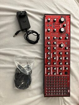 Behringer Neutron s patch kabely - 2