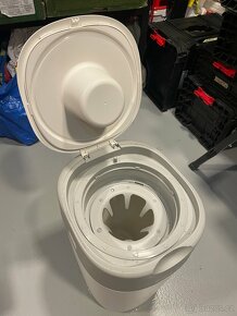 Koš na pleny Tommee Tippee Twist & Click - 2