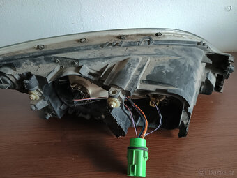 Ford Mondeo mk3 levé přední světlo - 2