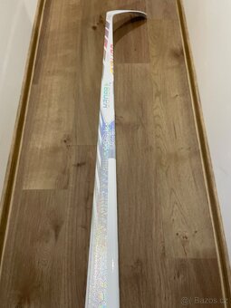 Hokejka Bauer Proto R-55 flex, P28 levá- bílá limitka - 2