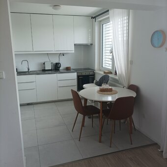 Pronájem bytu 3+1 • 64 m² , Na Hraničkách, Uherské Hradiště - 2
