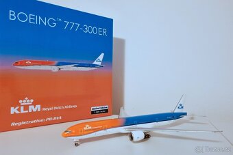 KOVOVÝ MODEL BOEING 777-300 KLM - 2
