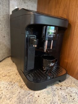 Kávovar DeLonghi MAGNIFICA EVO 12/2024 - 2