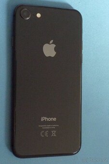 Apple iPhone 8 64GB Baterie 100% - 2