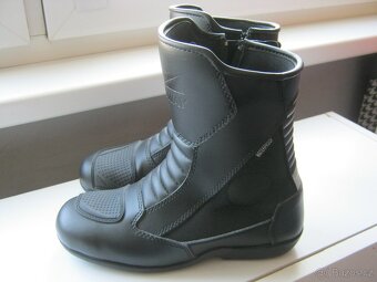 Motorkářské boty FAST WAY vel.39,délka stélky je 25,0cm - 2