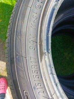 Pneu 215/55 R17 94V M+S - 2