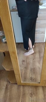 Černá dlouhá sukně s rozparkem - 2
