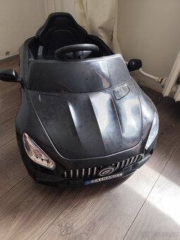 Elektrické autíčko Cabrio Fast Wing černé - 2