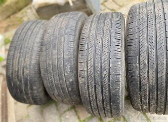 Hankook 265/65 R17 - 2