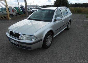 Škoda Octavia 1,6 75 kW KLIMA Historie benzín - 2
