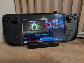 Steam Deck OLED 512 GB + dokovací stanice + GameSir Cyclone - 2