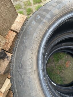 Prodám pneu 175/65 R14 - 2