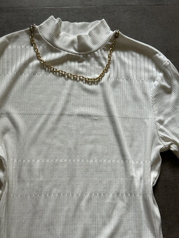 Dámské tričko Mohito s řetízkem - 2