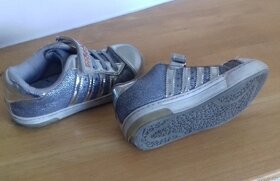 Dívčí obuv - vel. 29 - 2