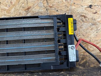 RADIÁTOR TOPENÍ BMW E90/91 9411916337103 - 2