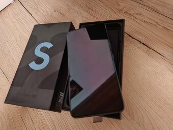 Samsung Galaxy S22 8GB/128GB - 2