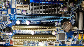 Gigabyte GA-MA785GMT-UD2H - AM3 - 2