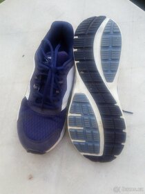 tenisky značky PUMA vel.38,5 - 2