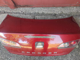 Zadní dveře na Seat Cordoba sedan - r.v. 2006 - 2