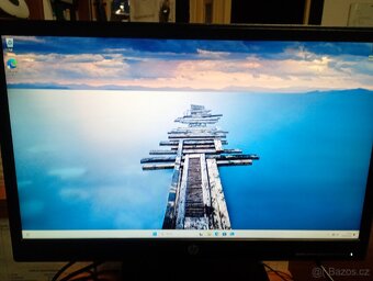Sestava obsahuje HP ProDesk 400 G5  , Monitor HP VH22 22'' - 2