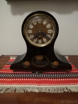 starožitné hodiny na klíček - 2