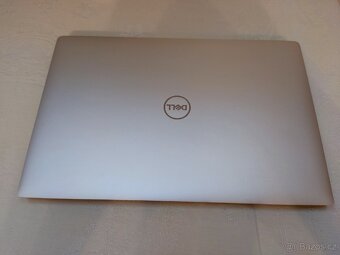 Dell XPS 15 9570 - 2