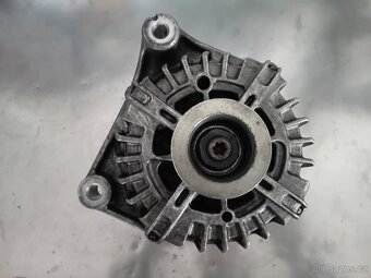 BMW X1, X3, 1, 3, 5 alternátor a starter - 2