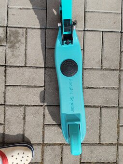 Dětská elektrokolobežka FUN WHEELS - 2