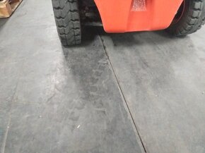 Peníze šetří gumový pás šíře 180cm tl 27mm - 2