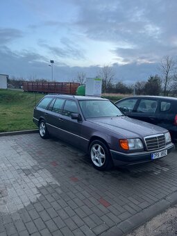 Mercedes Benz w124 e220 110kw kombi - 2