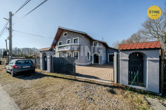 Prodej rodinného domu 4+1 se zahradou a garáži, ul.K, 131741 - 2