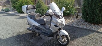 Piaggio X9 500 - 2