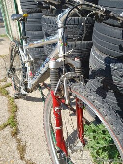 Prodam celoodpruzeny kona uhu - 2