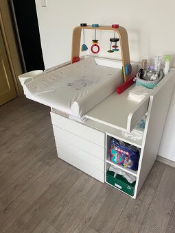 REZERVACE Prebalovaci pult Ikea Smastad - 2