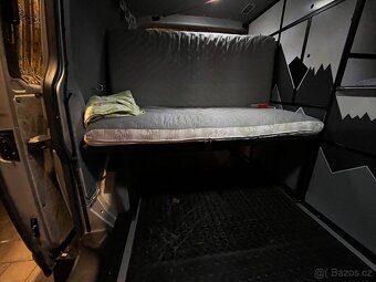 Obytná vestavba VW T5 - 2