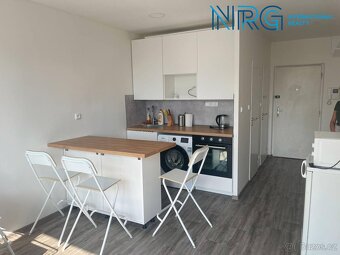 Pronájem bytu 1+kk, 20 m2, Praha 10, Záběhlice, ul. Jasmínov - 2
