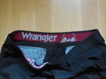 pánské Wrangler Outdoor černé kraťasy šortky elast. 34/54/L - 2