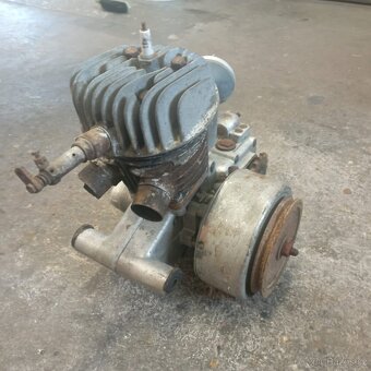 ČZ motor - 2