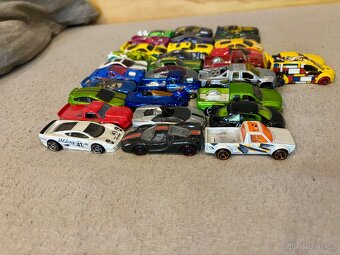 Hot Wheels angličáky – po 5 ks nebo celá sbírka - 2