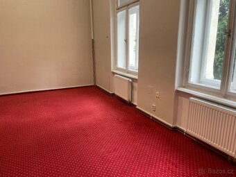 PRONAJMU KANCELÁŘE V CENTRU MĚSTA - 2