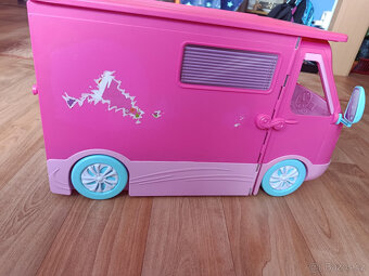 Karavan pro panenky - 2