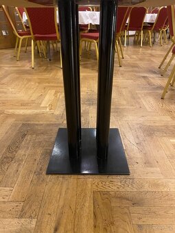 kovová noha stolu - 2