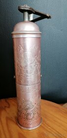 Kávomlýnek - starý, narůžovělý kov, gravírovaný - 2