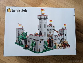 Lego set 910047 BrickLink Středověké tržiště u moře - 2