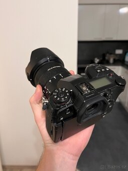 Panasonic Lumix G9 + Leica 12-60mm f/2.8-4 + Ronin S - 2