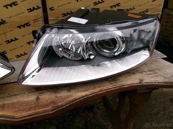AUDI A6 , C6 4F2 / 4F5 - Přední světla D2S - 2