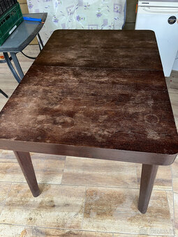 Starší rozkládací stůl - 2